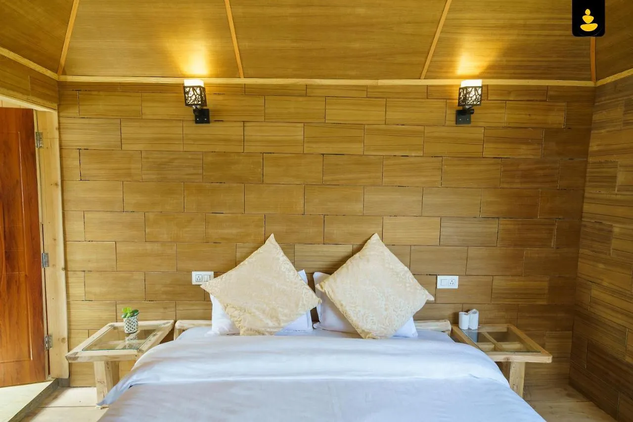 팜스테이 Livingstone Shimla Jungle Stay